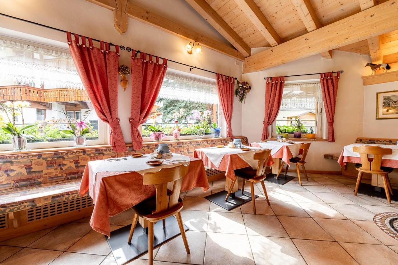 Bed and Breakfast Garni Letizia Кампителло-ди-Фасса Экстерьер фото
